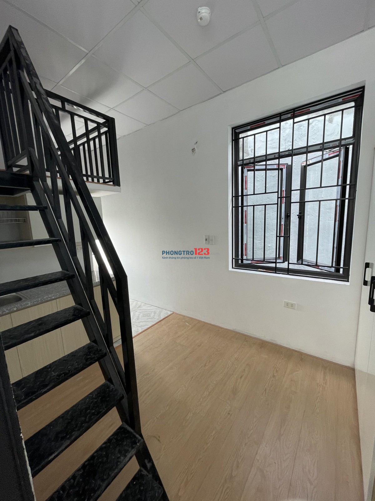 Cho thuê phòng tại Bằng Liệt gần HH 2 cửa sổ thoáng full đồ giá 3 triệu