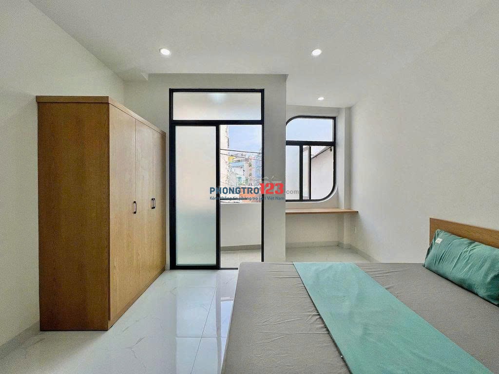 Phòng View Thoáng Full Nội Thất Giá Rẻ Ngay Đường Quang Trung, Gần Emart Và Công Viên Làng Hoa