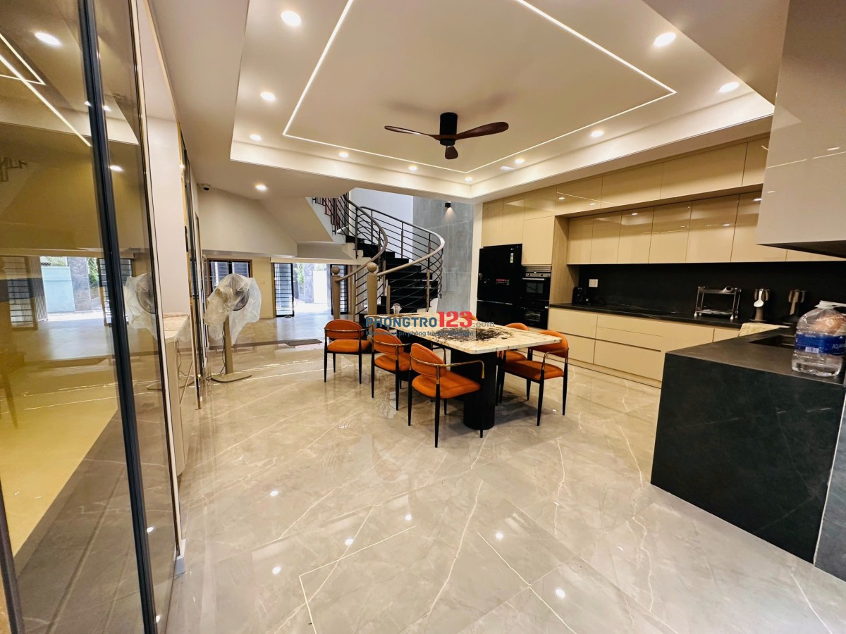 Cho thuê Nhà Nguyên Căn Y Hình HXH Lê Quang Định, P5, 6,2x22m, 125m2. 410m2 sàn- chỉ 55tr/th