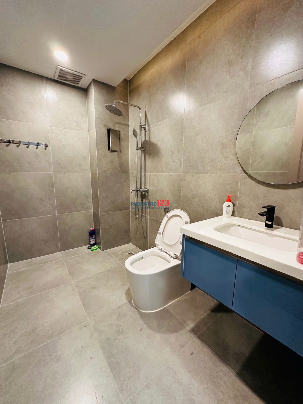 Cho thuê Nhà Nguyên Căn Y Hình HXH Lê Quang Định, P5, 6,2x22m, 125m2. 410m2 sàn- chỉ 55tr/th