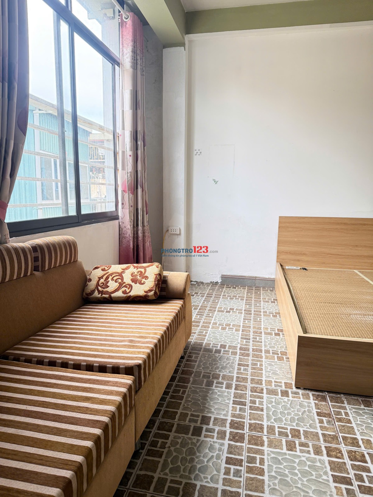 Cho thuê phòng khép kín Hoàng Ngân full đồ có ban công