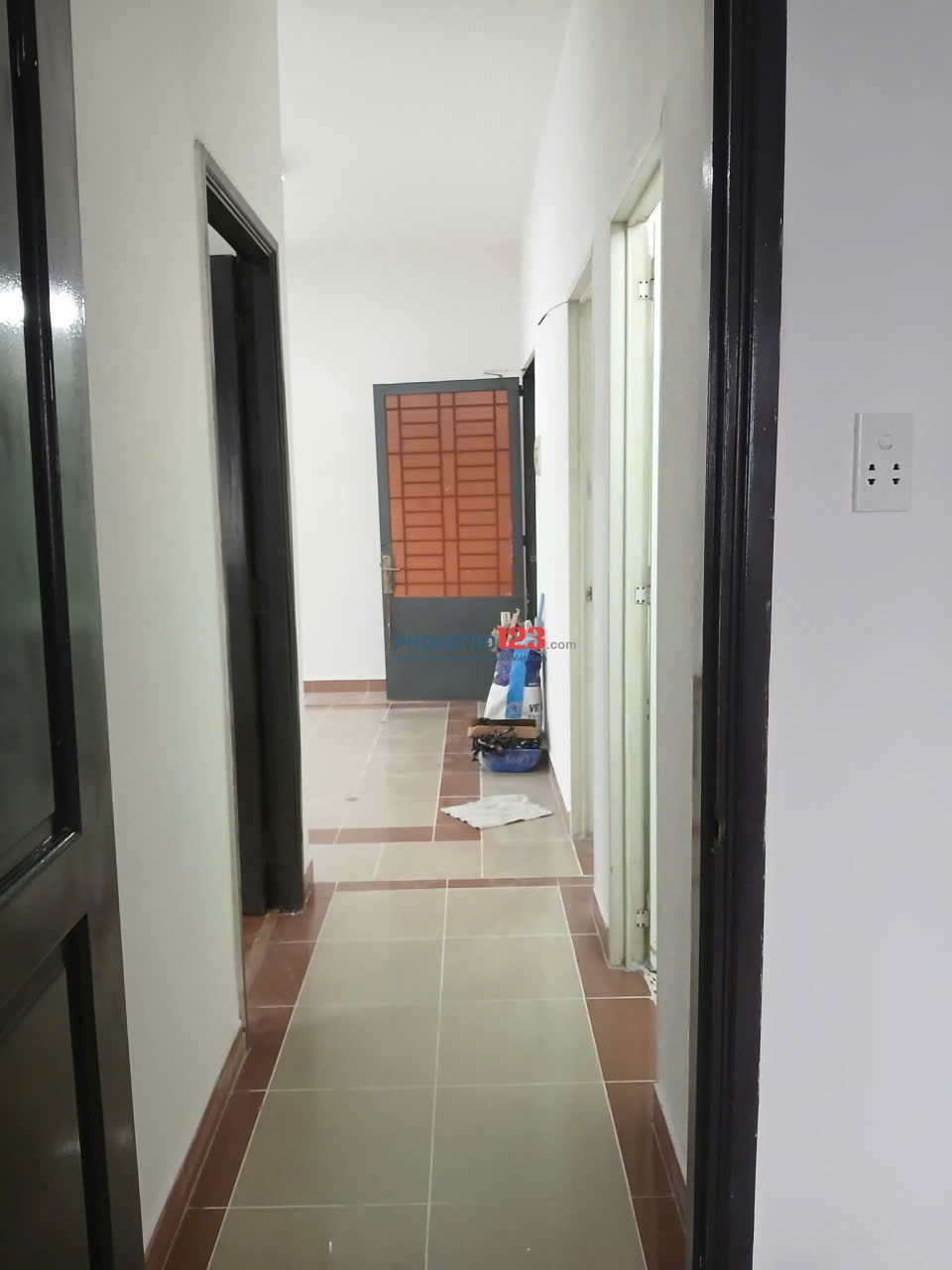 Căn 3p ngủ, Screc tower - Trường Sa giá 15,5tr/tháng