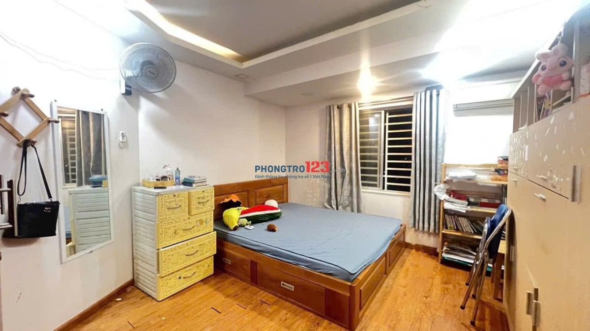 Căn 2p ngủ rộng 65m2 có nội thất - C/c Miếu nổi giá 10tr/th