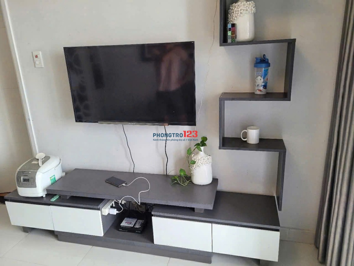 Căn 88m2 có 3p ngủ, 2wc, nội thất C/c Phan Xích Long giá 14tr5/th