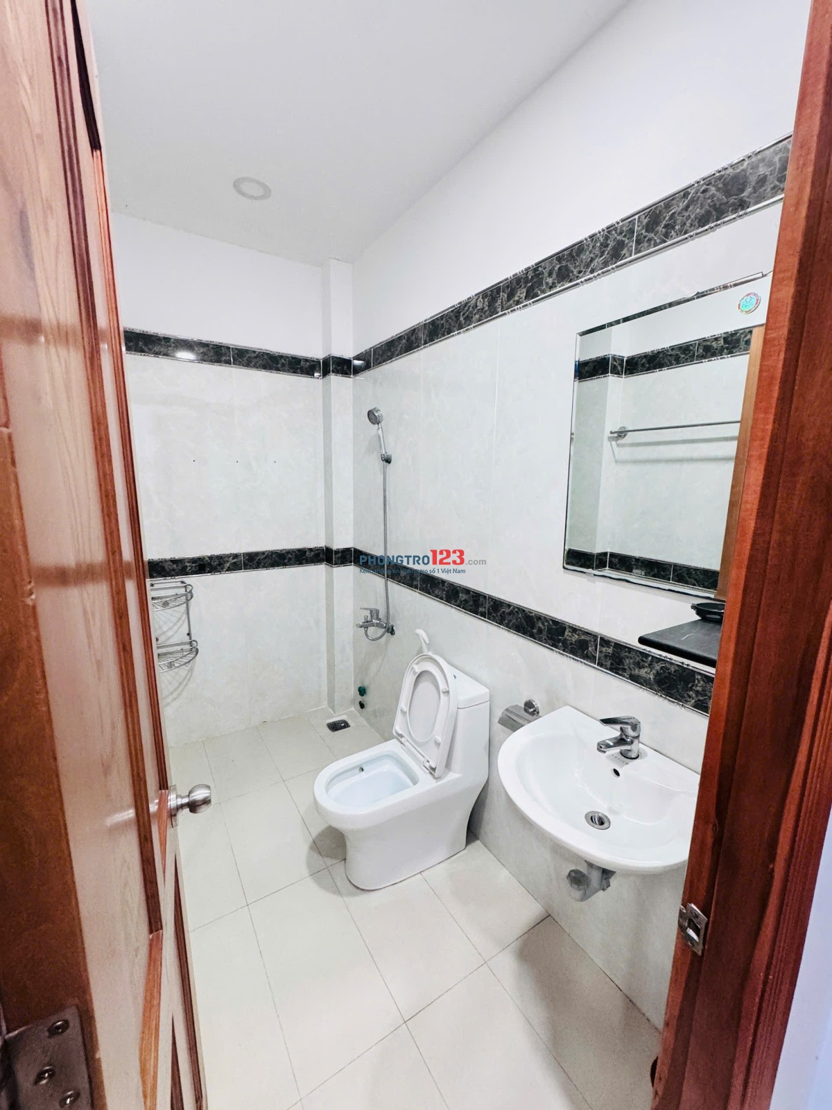 Căn Hộ Ban Công Siêu Đẹp Full Nội Thất