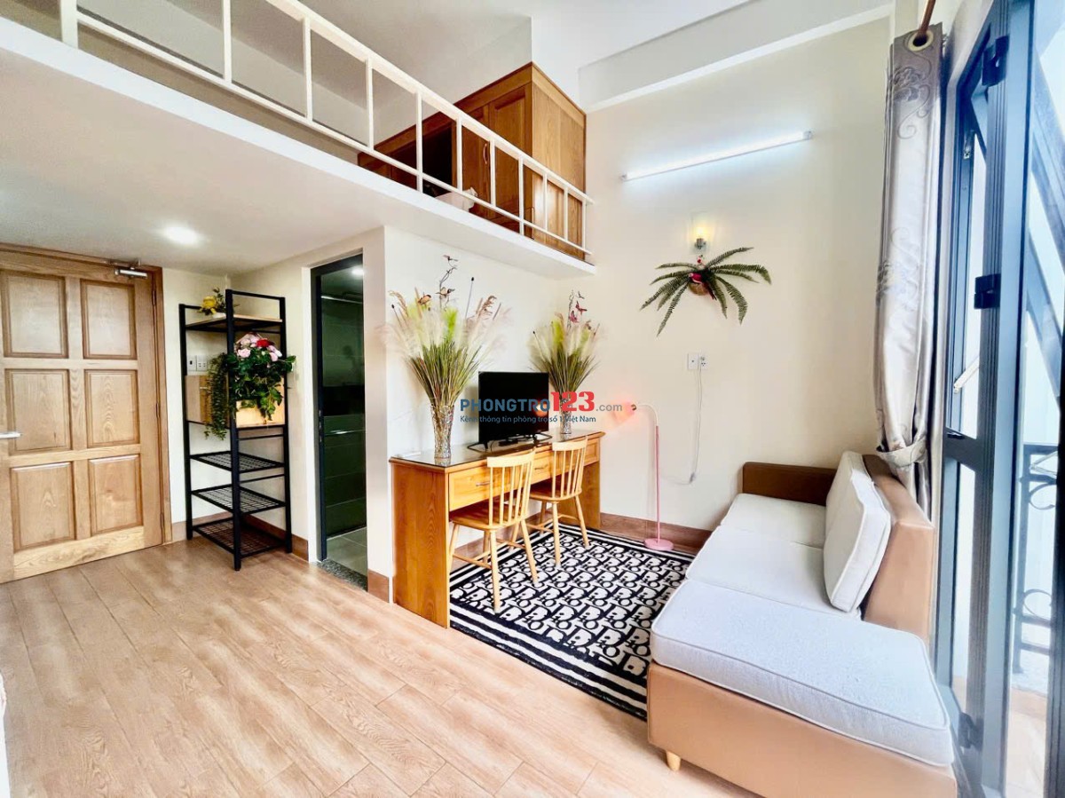 Duplex xinh Full Nội thất - Thang Máy - Bảo vệ gần tòa nhà Viettel, Hà Đô Centrosa Quận 3 giáp Q10
