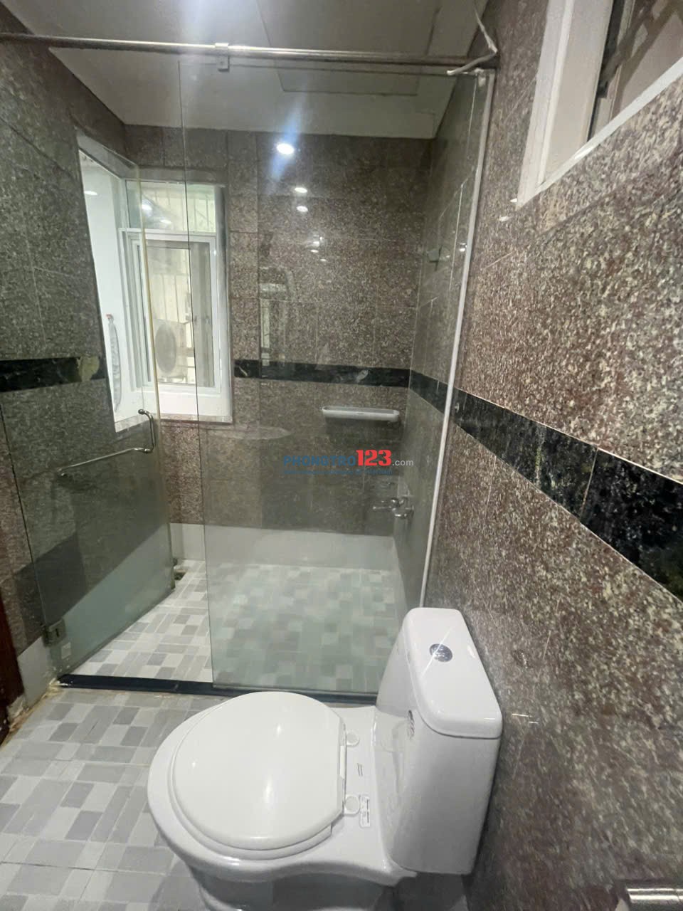 Cho thuê phòng tầng trệt (shophouse) trong chung cư HAGL3