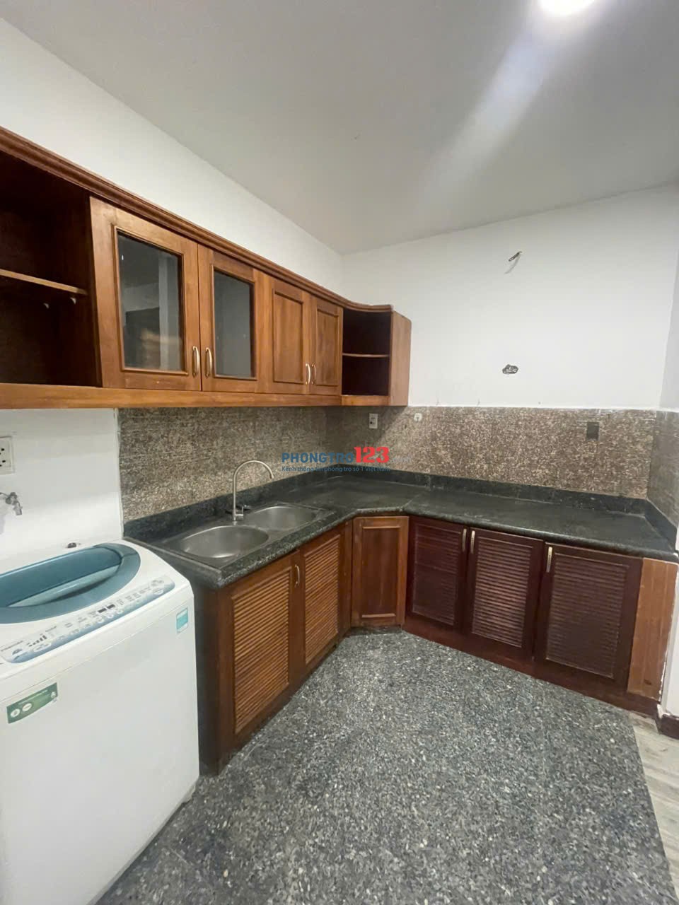 Cho thuê phòng tầng trệt (shophouse) trong chung cư HAGL3