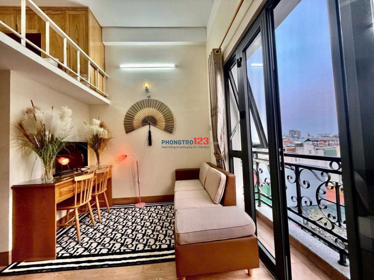 Duplex xinh Full Nội thất - Thang Máy - Bảo vệ gần tòa nhà Viettel, Hà Đô Centrosa Quận 3 giáp Q10