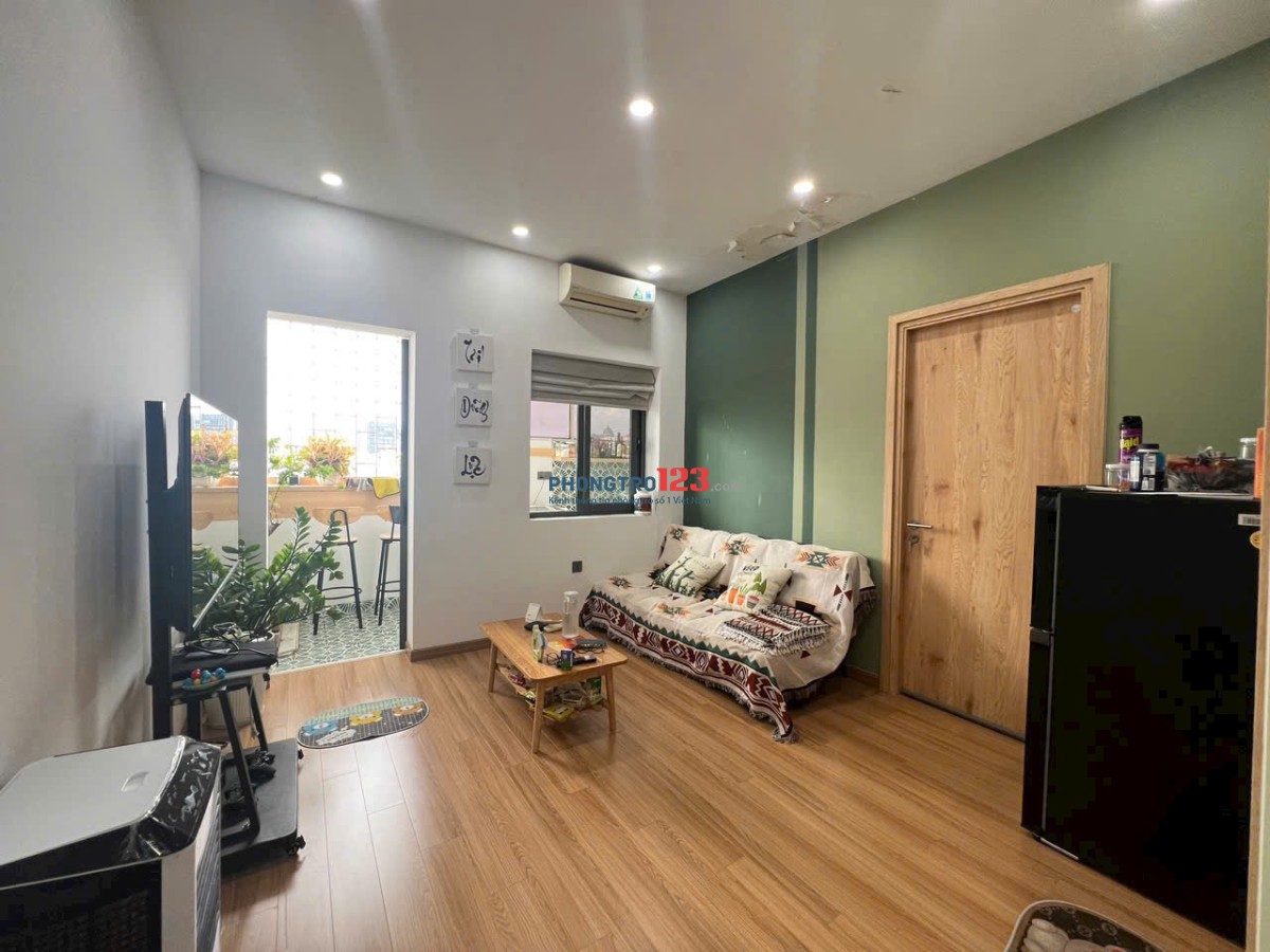 Chung cư 10A Trần Nhật Duật, Quận 1: 70m2,1p ngủ, NT, 10tr5/th