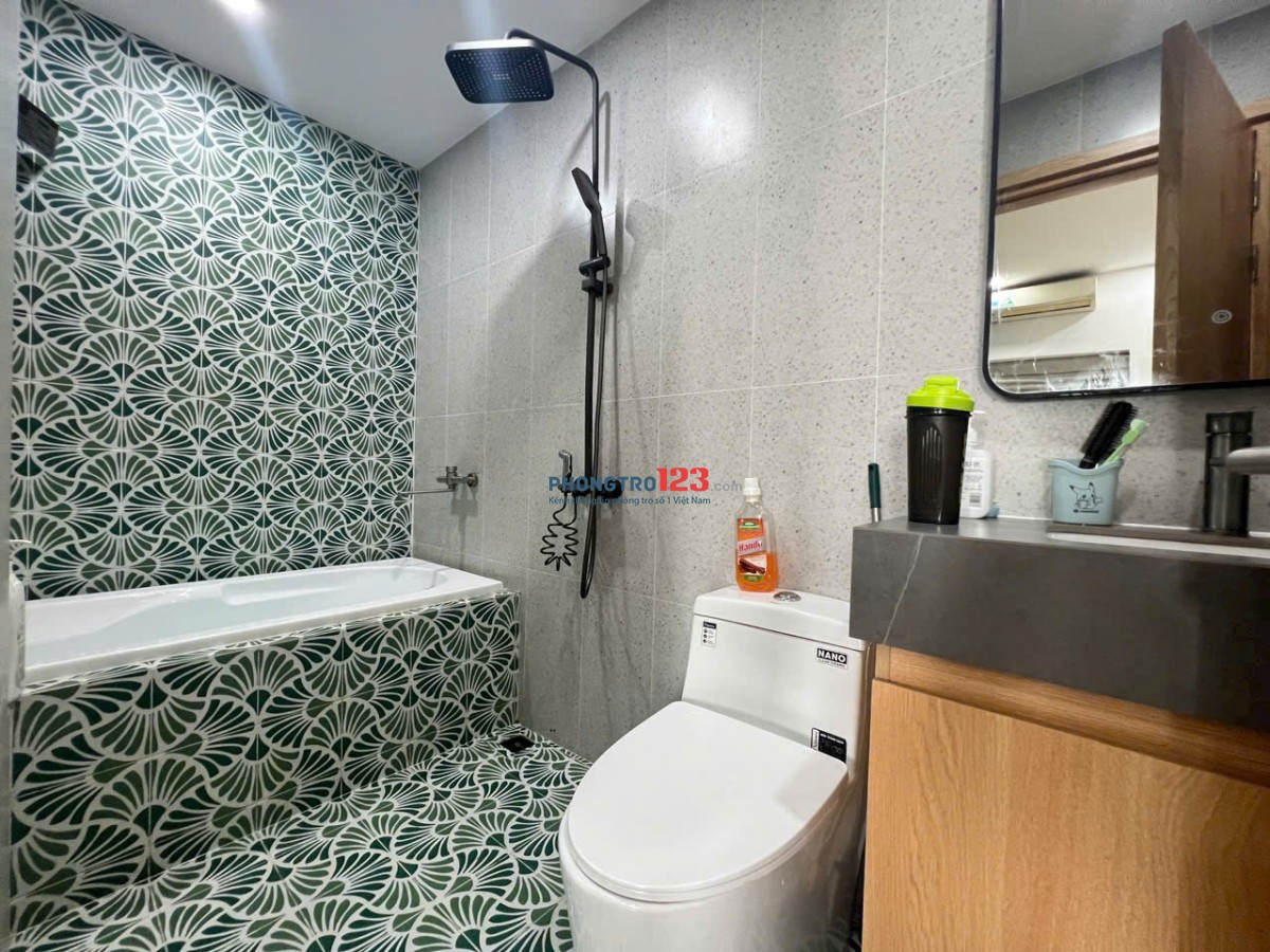 Chung cư 10A Trần Nhật Duật, Quận 1: 70m2,1p ngủ, NT, 10tr5/th