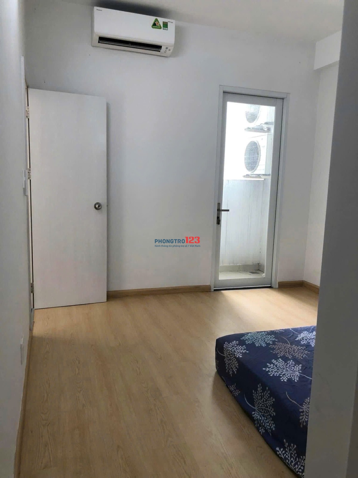 C/c Bàu Cát 2, Hồng Lạc, TB: 2p ngủ, 2wc, nhà mới, 10tr5/th, có NTCB.