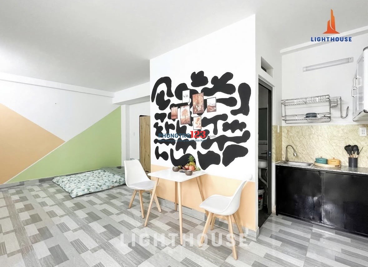 Mình pass phòng đầu tháng 4 có thể dọn vào ở luôn ạ.