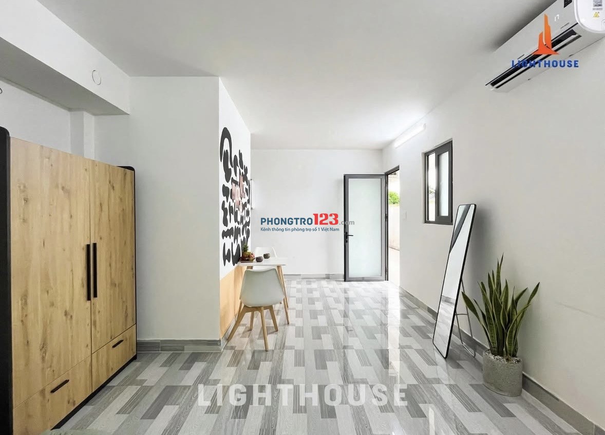 Mình pass phòng đầu tháng 4 có thể dọn vào ở luôn ạ.