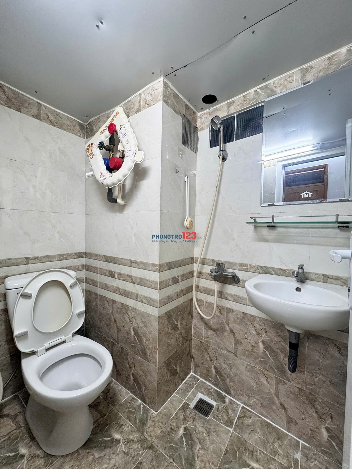 Phòng Bùi Hữu Nghĩa nhà xe rộng - thang máy - bảo vệ 24/7 cạnh Chợ Bà Chiểu - Tân Định Đakao Quận 1