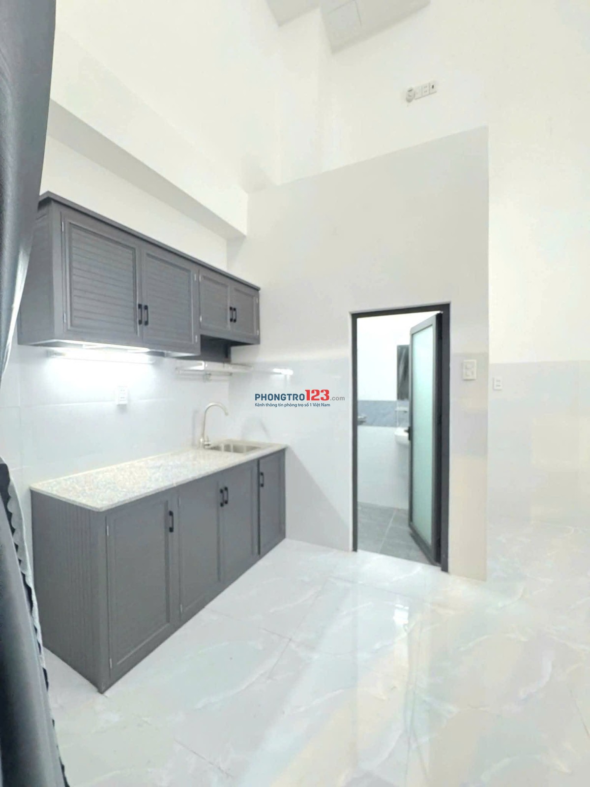 Phòng trọ mới xây 25m2 ban công ở Đông Hưng Thuận Q12