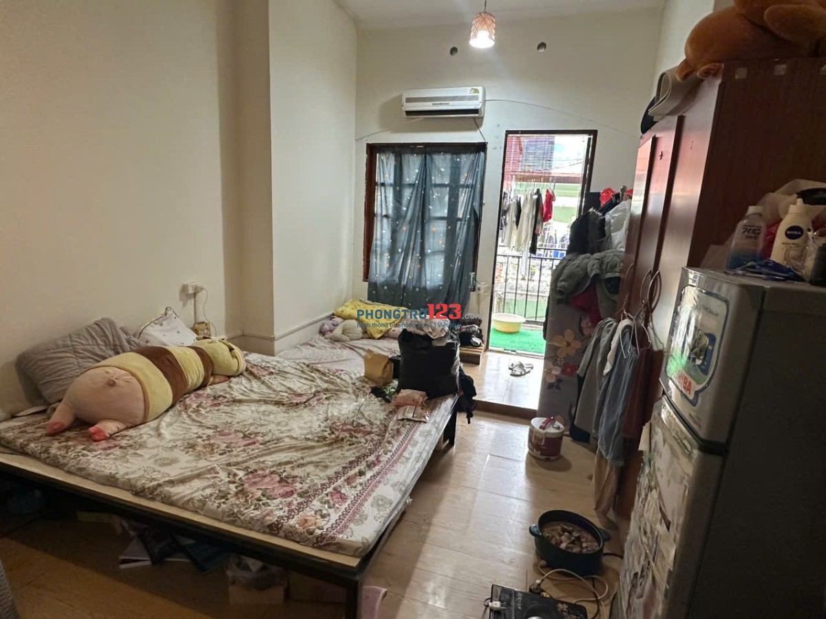 Cho thuê studio 30m2 VSKK 127 Hào Nam
