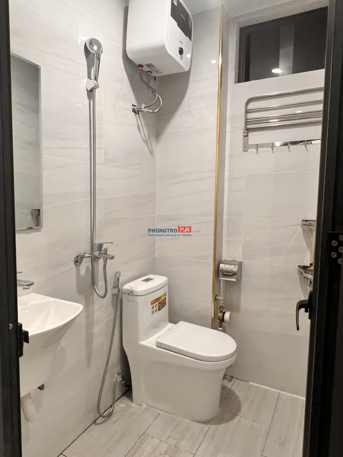 Phòng studio full nội thất vskk toà mới khai trương ngõ 387 phố Vũ Tông Phan