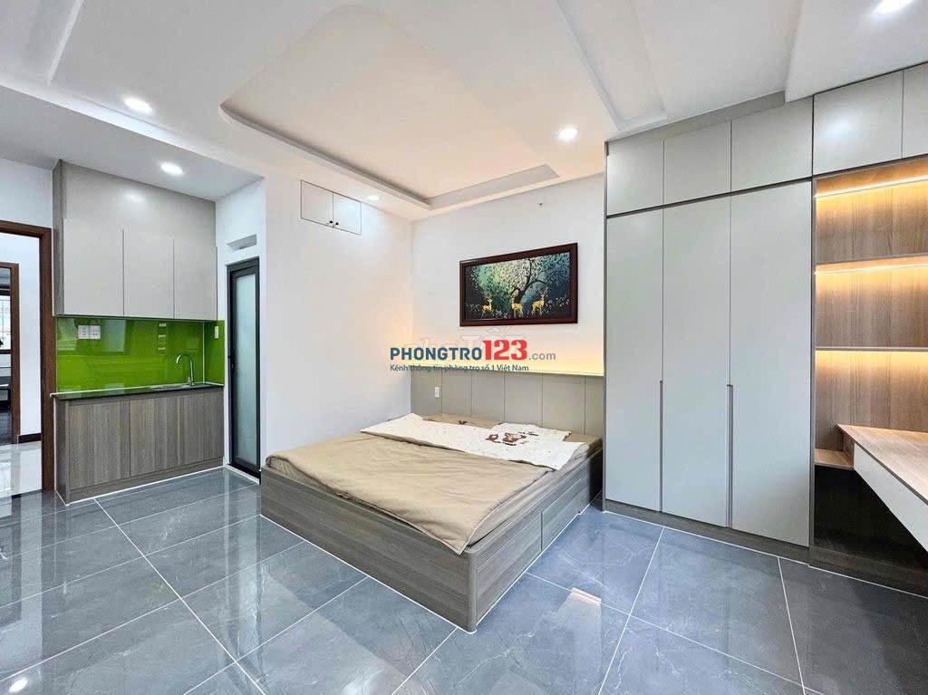 Khai Trương Căn Hộ Ban công - Cửa sổ Full nội thất Mới 100% Thích Quảng Đức Phú Nhuận