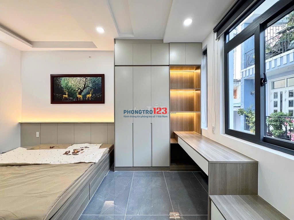 Khai Trương Căn Hộ Ban công - Cửa sổ Full nội thất Mới 100% Thích Quảng Đức Phú Nhuận