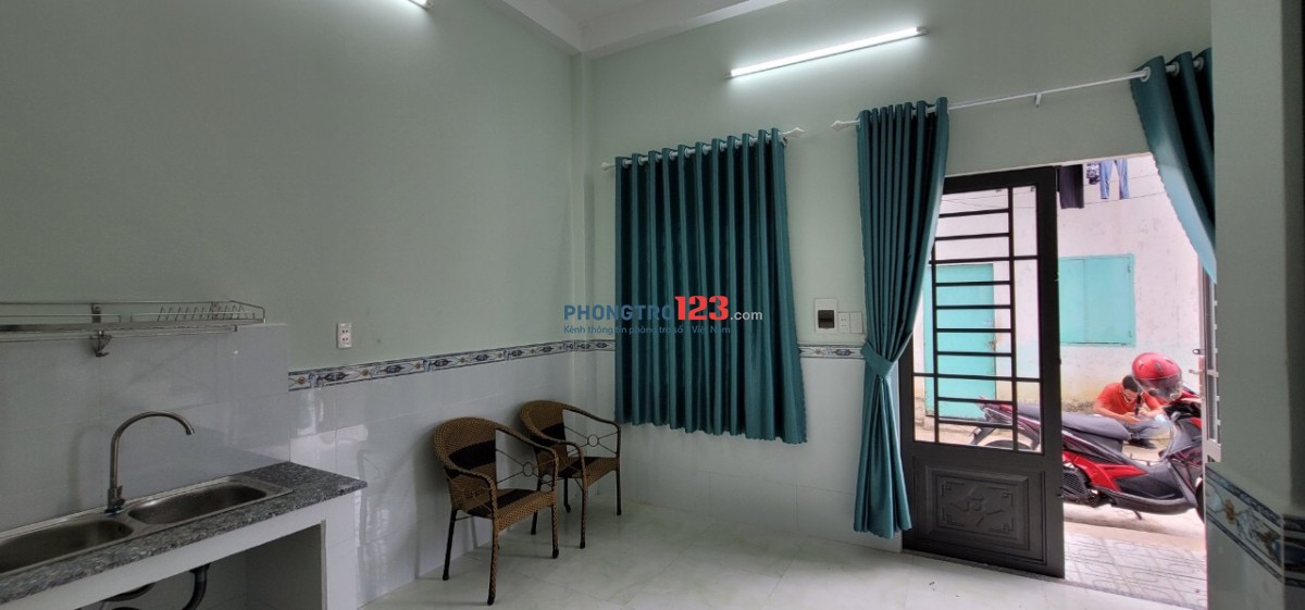 Cho thuê phòng rộng rãi, thoáng mát, gần trường dạy lái xe An Cư