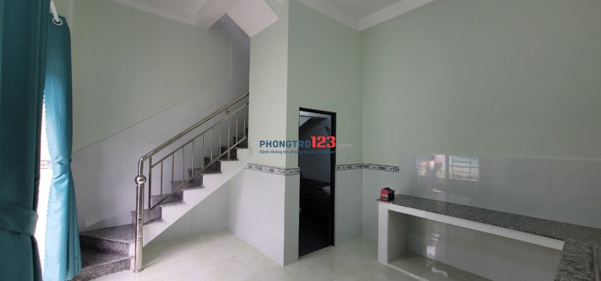 Cho thuê phòng rộng rãi, thoáng mát, gần trường dạy lái xe An Cư