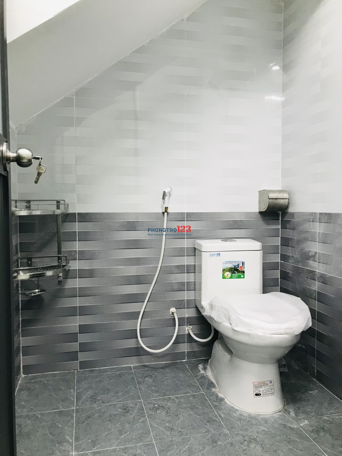 Cho thuê phòng rộng rãi, thoáng mát, gần trường dạy lái xe An Cư