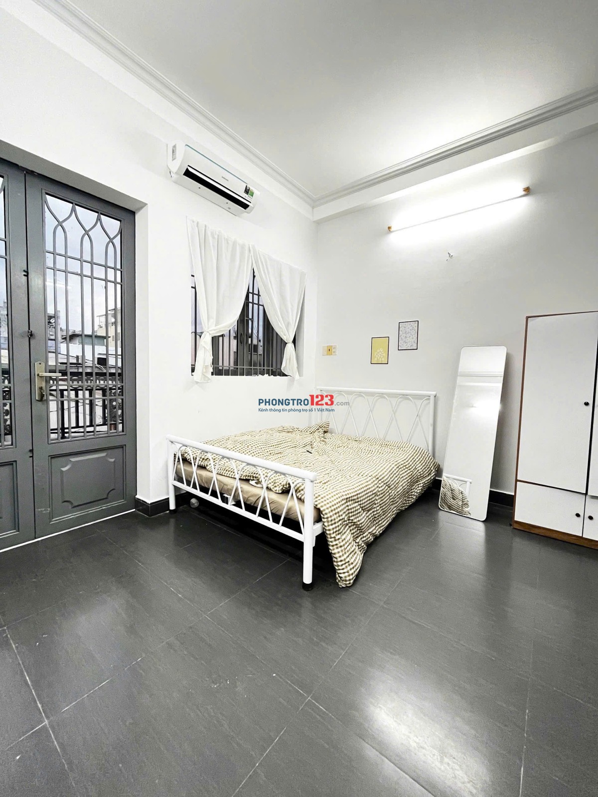 CHÍNH CHỦ CHO THUÊ CHDV FULL NỘI THẤT - BAN CÔNG LỚN, ÁNH SÁNG ĐẦY PHÒNG-MÁY GIẶT RIÊNG - FREE 