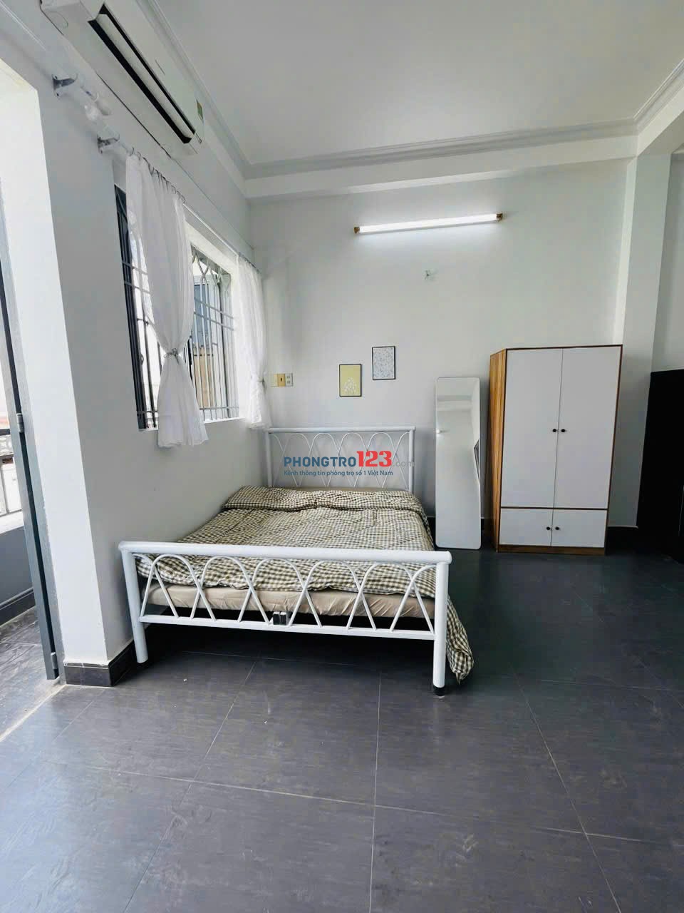 CHÍNH CHỦ CHO THUÊ CHDV FULL NỘI THẤT - BAN CÔNG LỚN, ÁNH SÁNG ĐẦY PHÒNG-MÁY GIẶT RIÊNG - FREE 