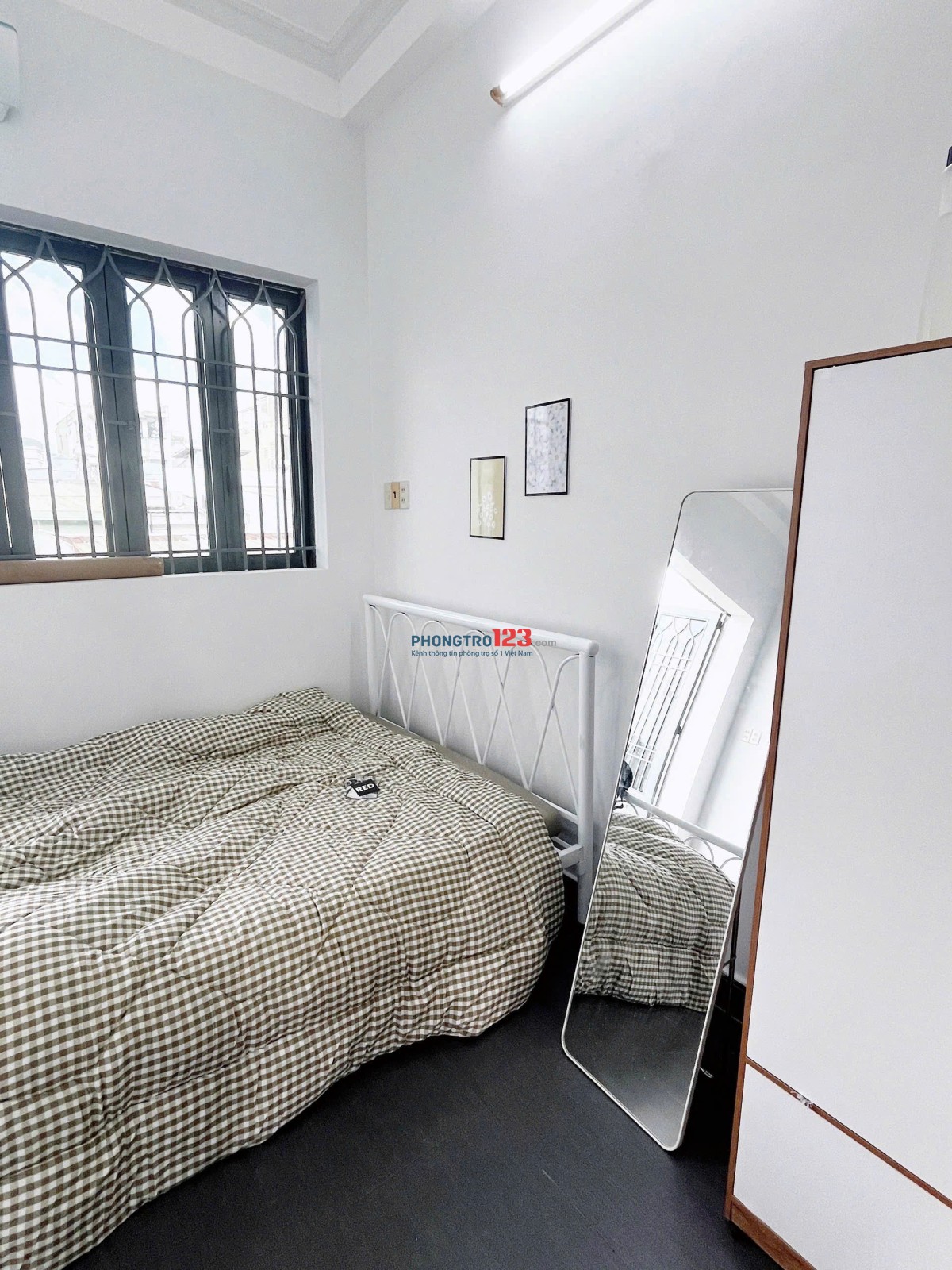 CHÍNH CHỦ CHO THUÊ CHDV FULL NỘI THẤT - BAN CÔNG LỚN, ÁNH SÁNG ĐẦY PHÒNG-MÁY GIẶT RIÊNG - FREE 