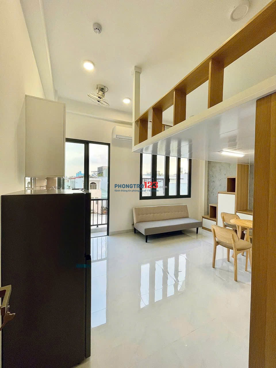 CHO THUÊ PHÒNG MỚI 100% - FULL NỘI THẤT - BAN CÔNG NGAY NGUYỄN VĂN QUÁ - PHAN VĂN HỚN - CVPM QT