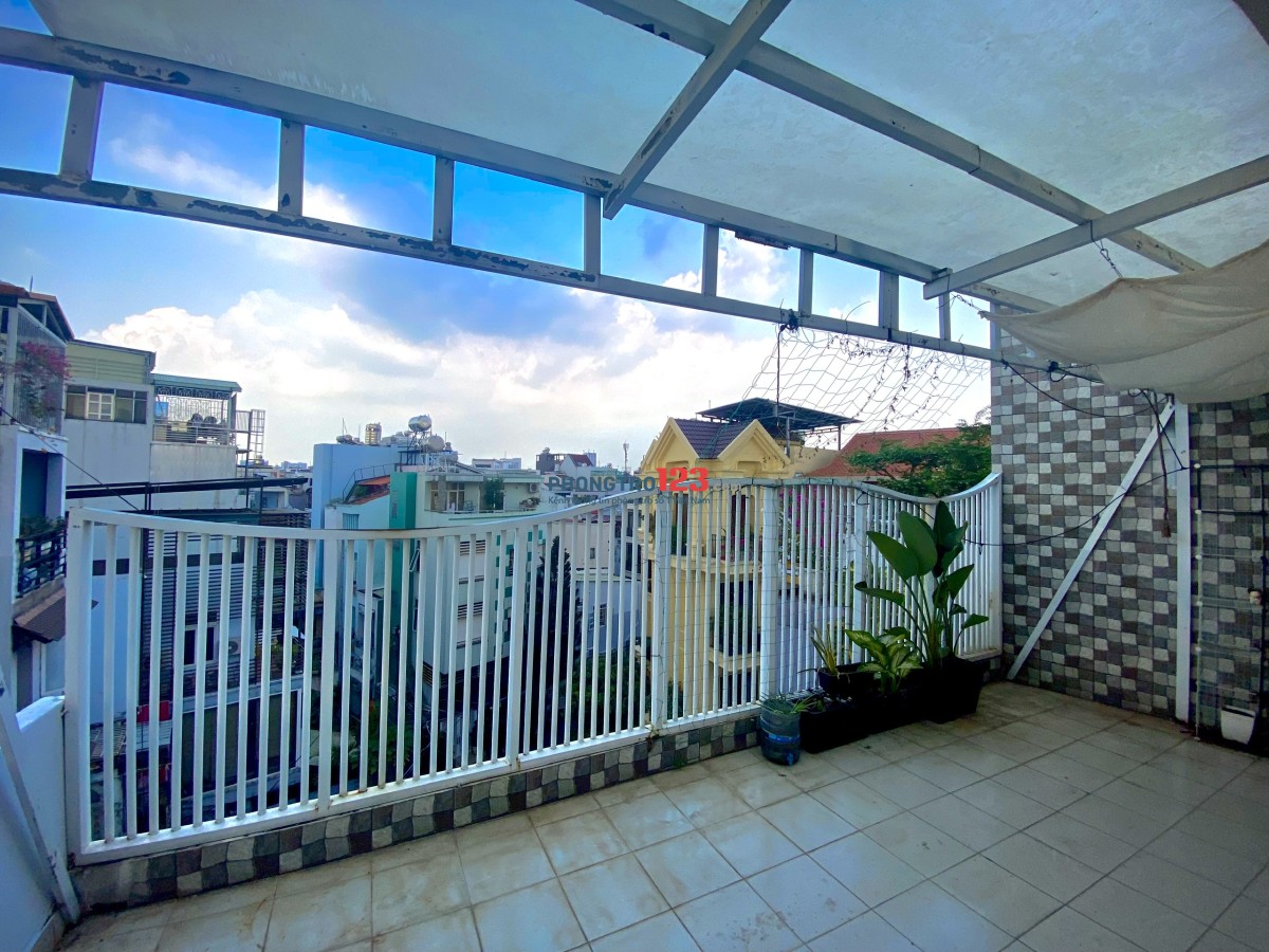 Penthouse Có Sân Thượng Riêng, Siêu Chill, 40m2, Full Nội Thất, Bình Thạnh