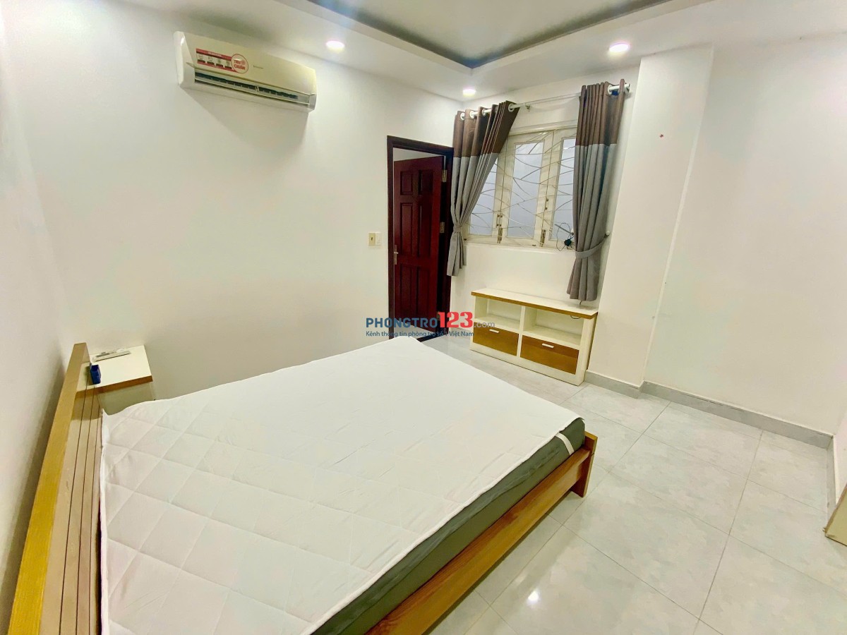 Penthouse Có Sân Thượng Riêng, Siêu Chill, 40m2, Full Nội Thất, Bình Thạnh