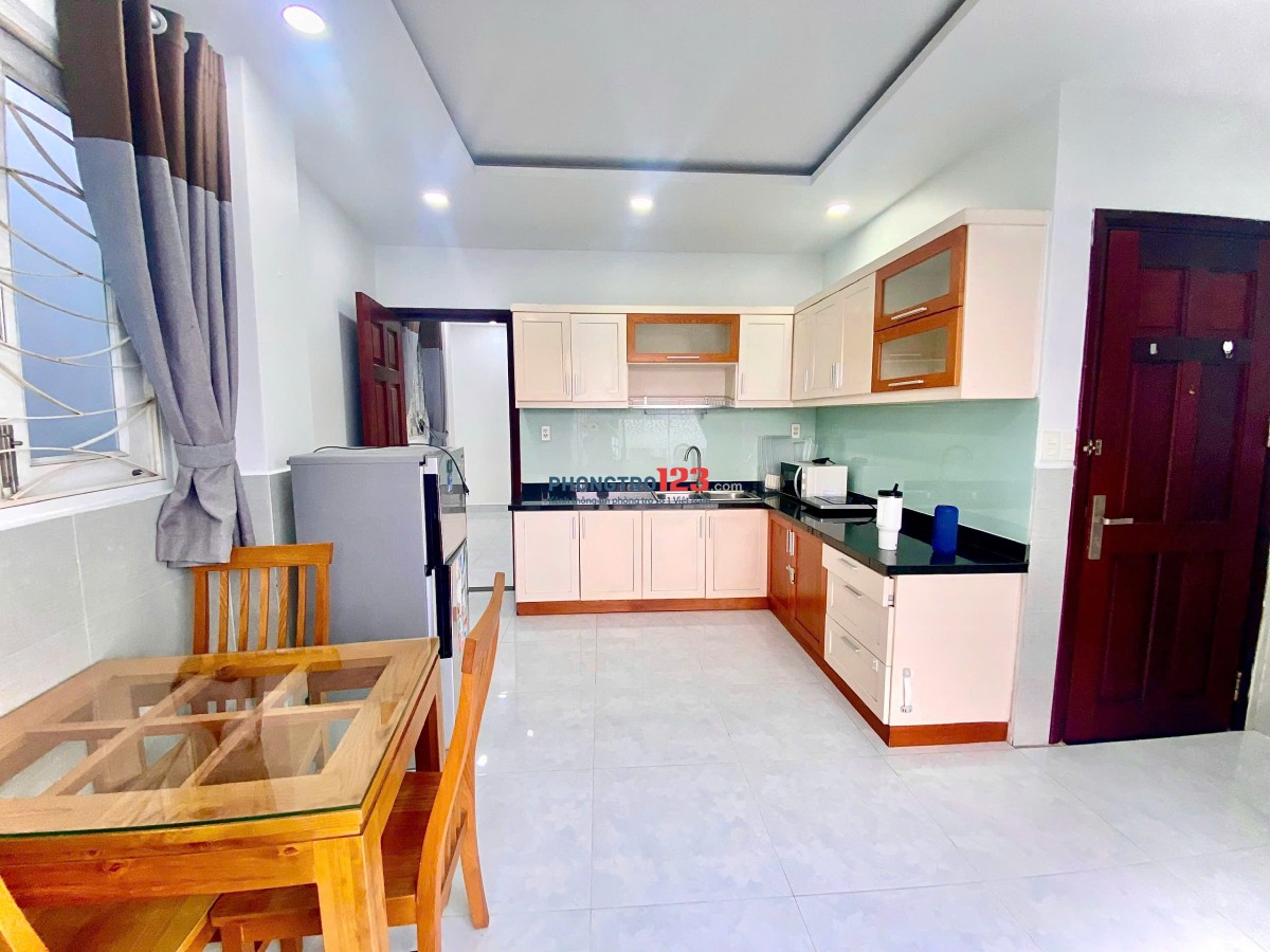 Penthouse Có Sân Thượng Riêng, Siêu Chill, 40m2, Full Nội Thất, Bình Thạnh