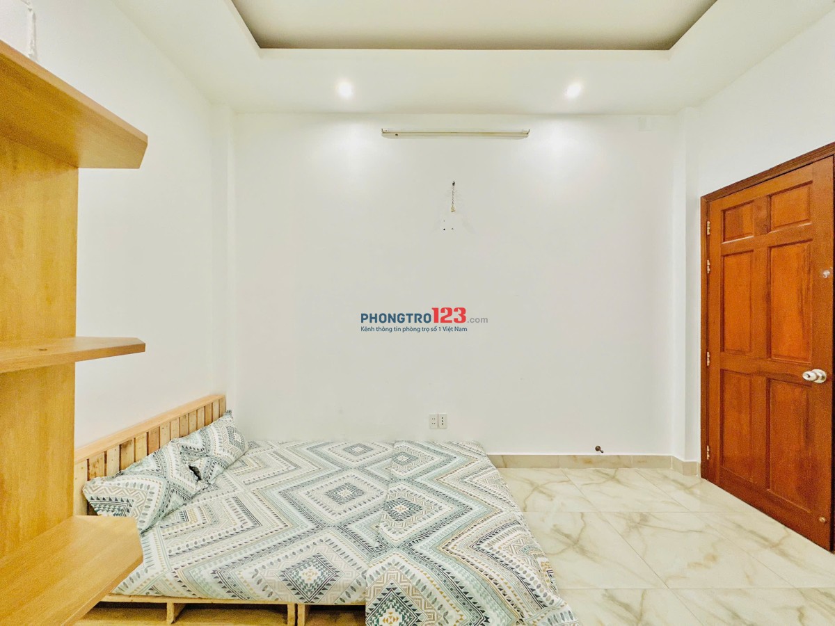 TRỐNG 2 PHÒNG SẴN NỘI THẤT NGAY HUỲNH VĂN NGHỆ SÁT CHỢ PHẠM VĂN BẠCH-NGUYỄN TƯ GIẢN Y HÌNH-GẦN EMART