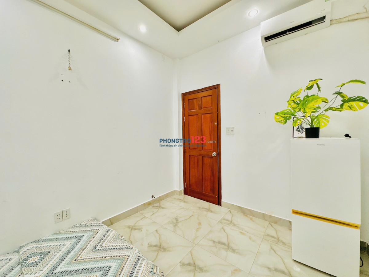 TRỐNG 2 PHÒNG SẴN NỘI THẤT NGAY HUỲNH VĂN NGHỆ SÁT CHỢ PHẠM VĂN BẠCH-NGUYỄN TƯ GIẢN Y HÌNH-GẦN EMART