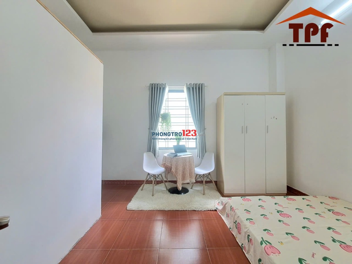 TRỐNG 2 PHÒNG SẴN NỘI THẤT NGAY HUỲNH VĂN NGHỆ SÁT CHỢ PHẠM VĂN BẠCH-NGUYỄN TƯ GIẢN Y HÌNH-GẦN EMART