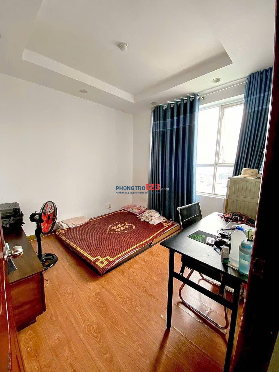 Chung cư Screc, Trường Sa, Q3: 105m2, 3p ngủ, máy lạnh, 15triệu