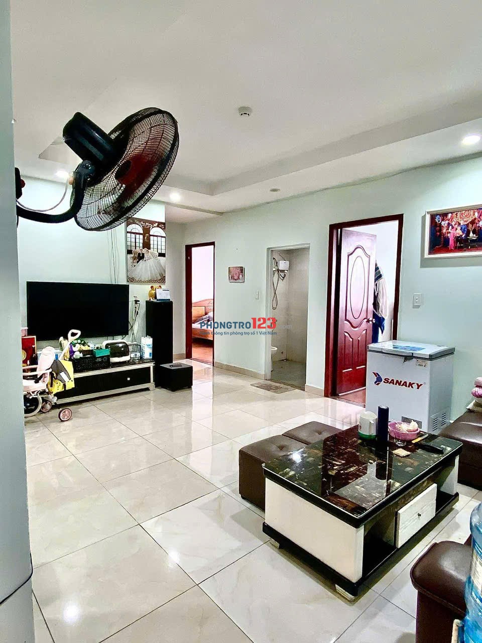 Chung cư Screc, Trường Sa, Q3: 105m2, 3p ngủ, máy lạnh, 15triệu