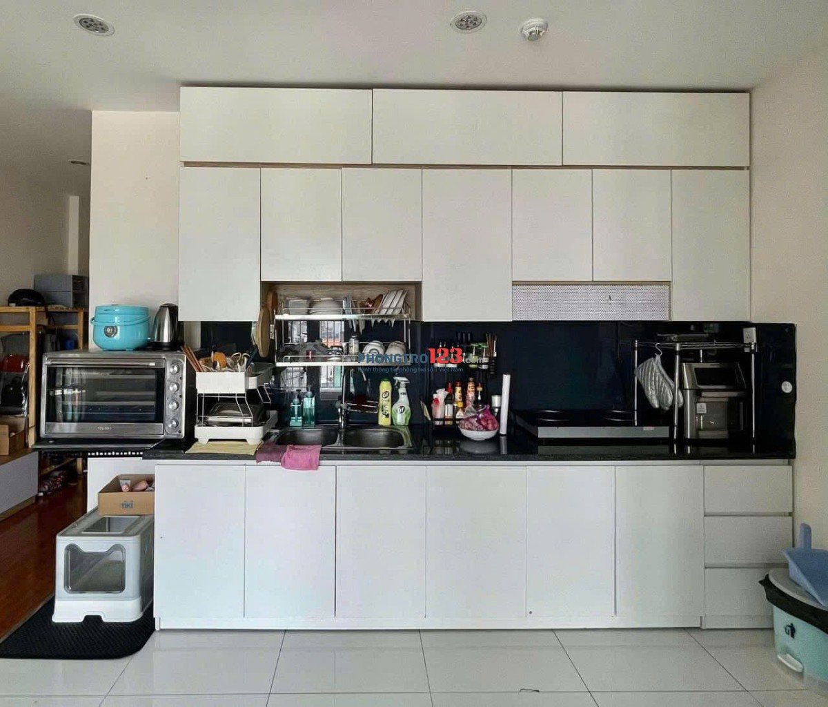 Chung cư Screc, Trường Sa, Q3: 105m2, 3p ngủ, máy lạnh, 15triệu