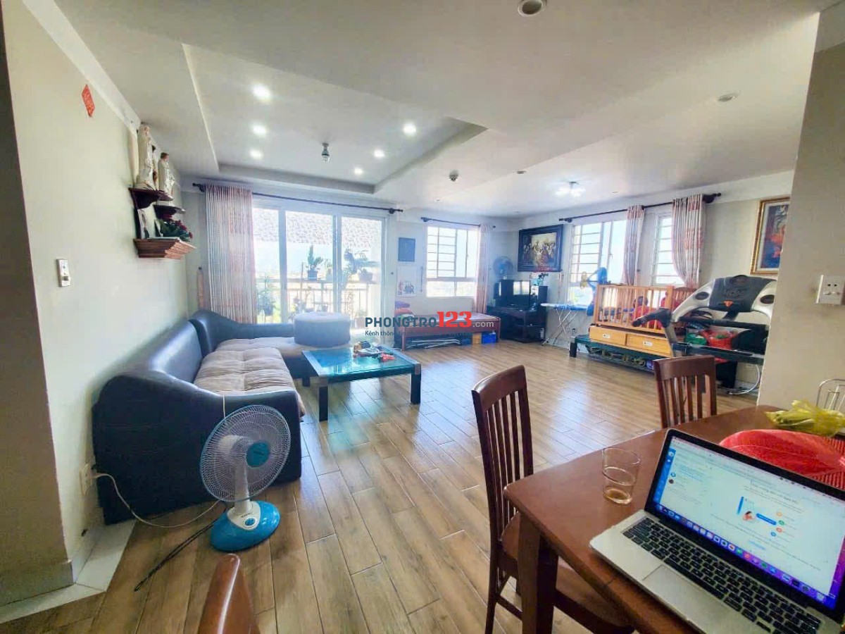 Chung cư 590 CMT8, Q3: 110m2, 3p ngủ, căn góc, 15triệu/th