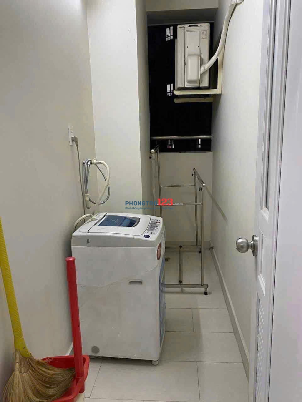 Chung cư Bàu Cát 2, Hồng Lạc, TB: 2p ngủ, 2wc, nhà mới, 10tr5/th, có NT