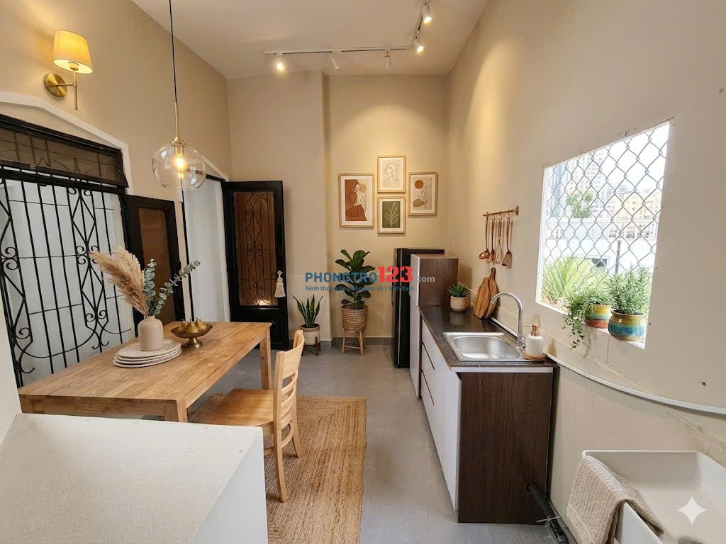 Phòng Mới - Full NT - Nhà Chính Chủ - Thang Máy, Hầm Xe ....