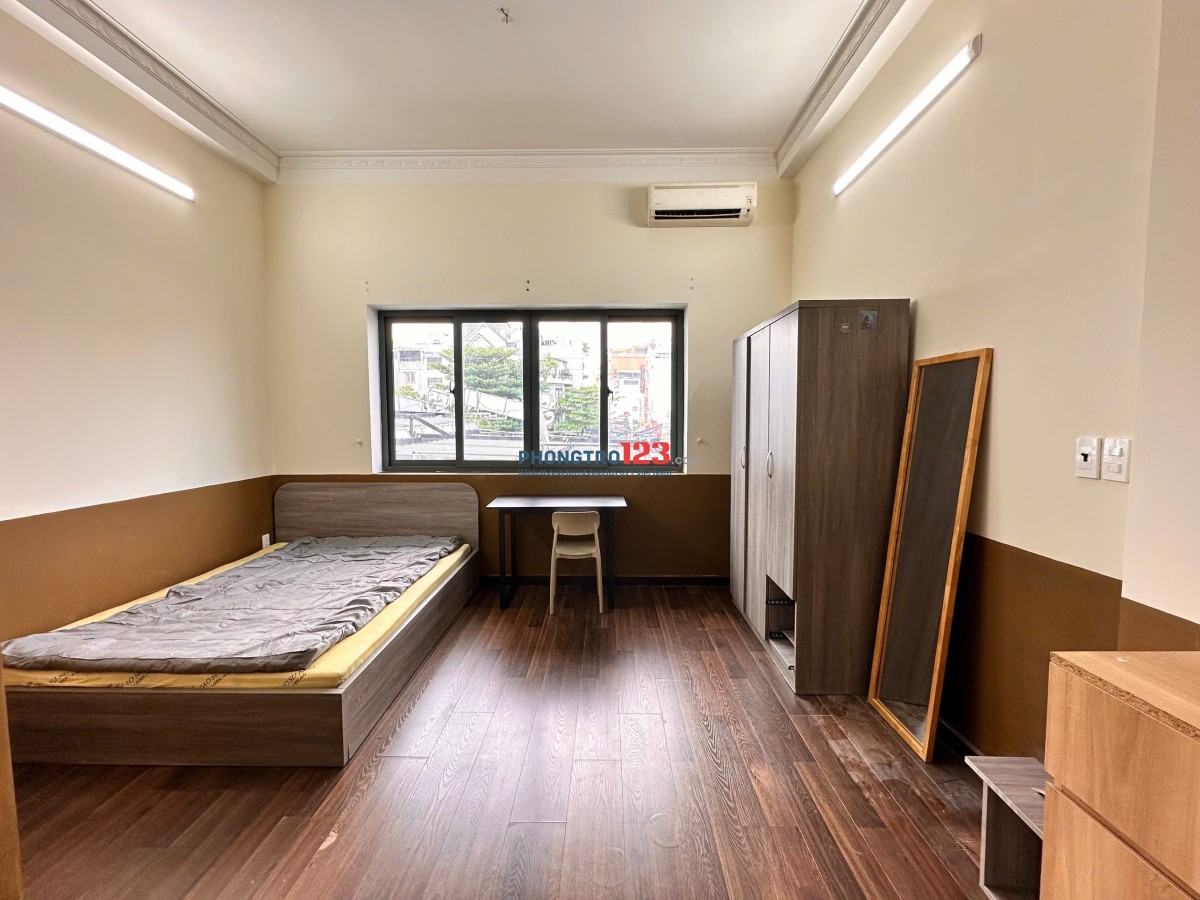 Cho Thuê Phòng Bình Thạnh khu Vạn Kiếp, cửa sổ lớn, rộng 35m2 giáp Quận 1