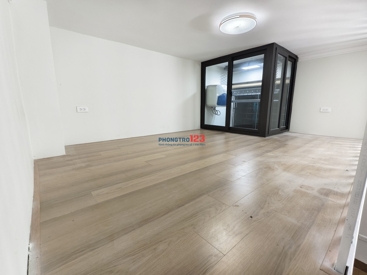 Căn hộ 40m2, 2 tầng, 1 gác lửng ở Khúc Thừa Dụ, Cầu Giấy