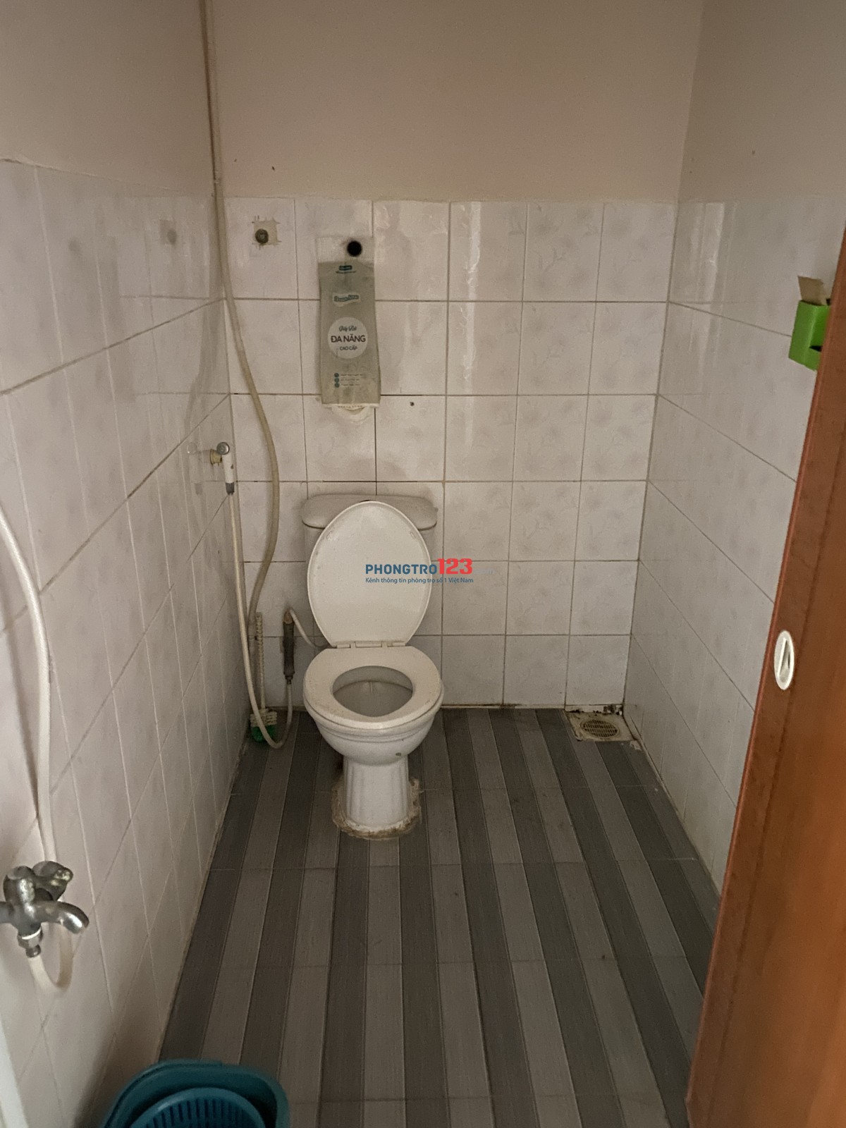 Cho thuê nhà nguyên căn mặt tiền Nguyễn Trung Trực, DT 5X16m, 1 trệt 2 lầu, vị trí trung tâm.