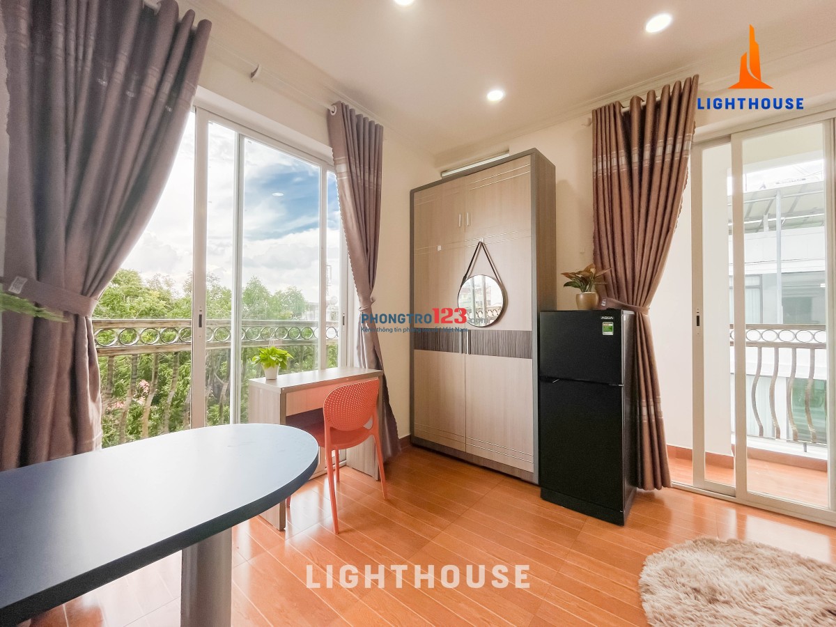 STUDIO BAN CÔNG NỘI THẤT ĐẦY ĐỦ - NHƯ HÌNH GẦN LOTTE CỘNG HÒA, K300 TÂN BÌNH