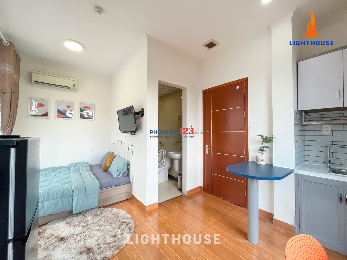 STUDIO BAN CÔNG NỘI THẤT ĐẦY ĐỦ - NHƯ HÌNH GẦN LOTTE CỘNG HÒA, K300 TÂN BÌNH