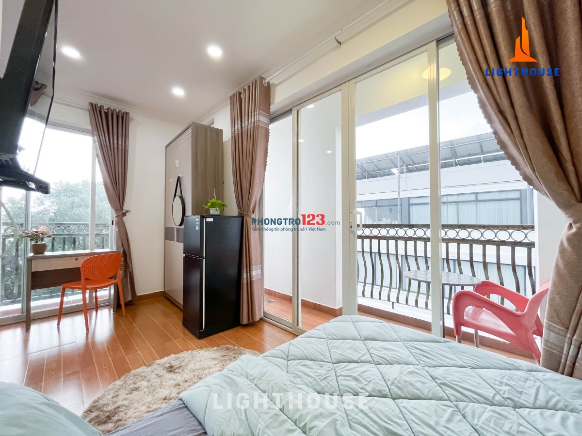 STUDIO BAN CÔNG NỘI THẤT ĐẦY ĐỦ - NHƯ HÌNH GẦN LOTTE CỘNG HÒA, K300 TÂN BÌNH