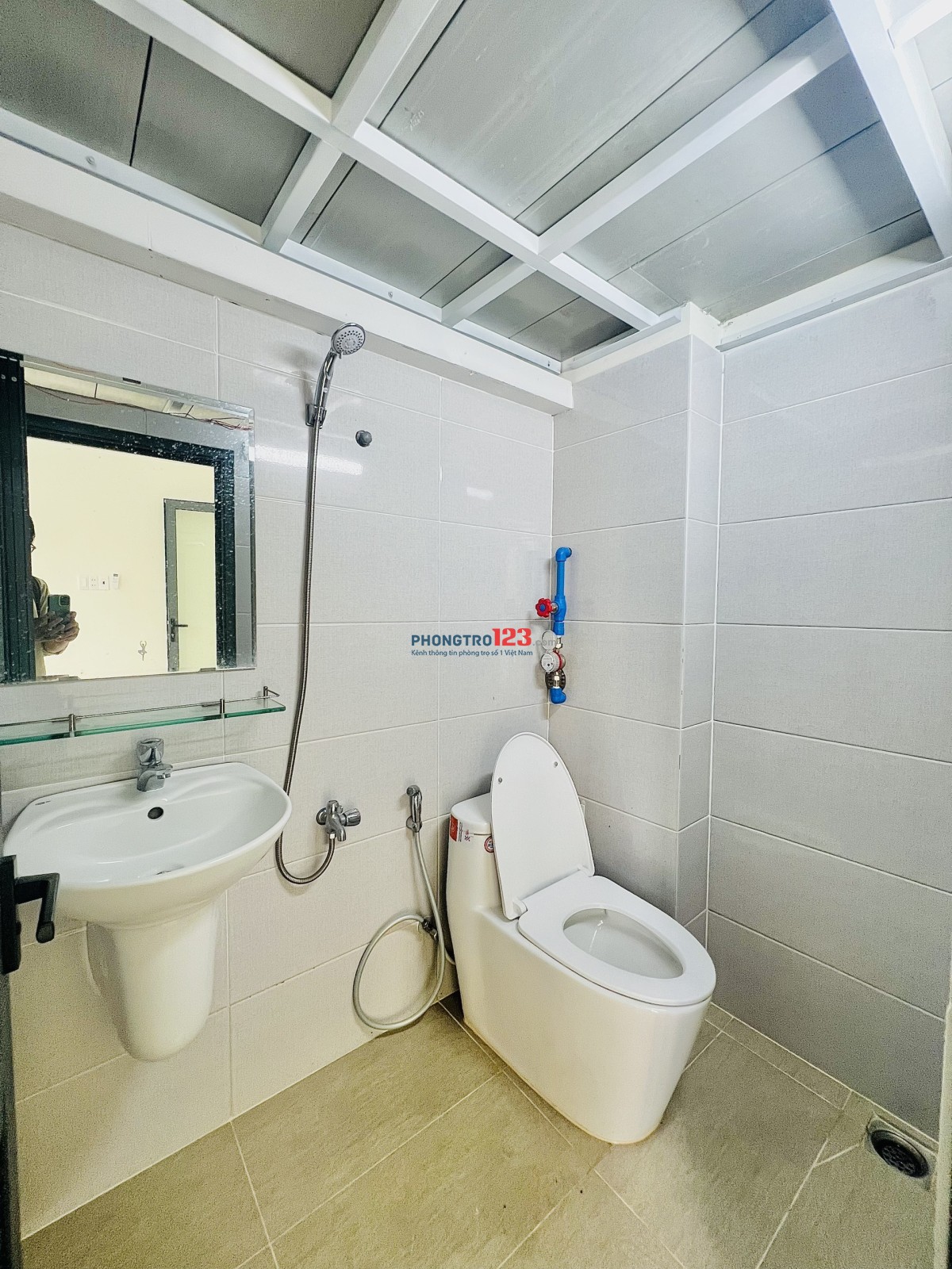 KHAI TRƯƠNG GÁC LỬNG BAN CÔNG NGAY TÂN SƠN NHẤT, NHÀ GA T3